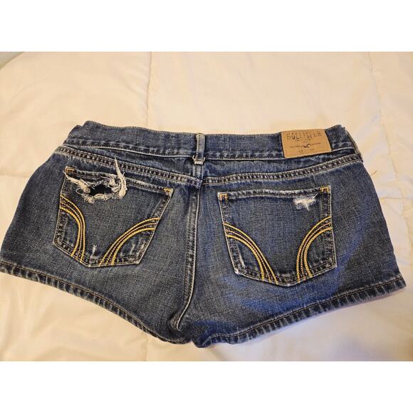 Hollister Jean SoCal Low Stretch Denim Ripped Shorts Sz 7 W 28 Festive Party Y2K - Picture 7 of 7